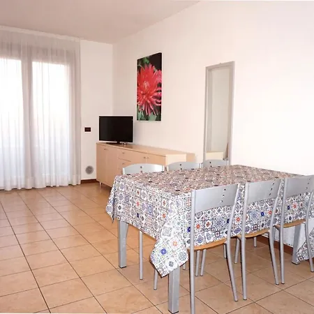 Superb Residence With Pool - Apartment With Terrace Pool Side Apartamento *