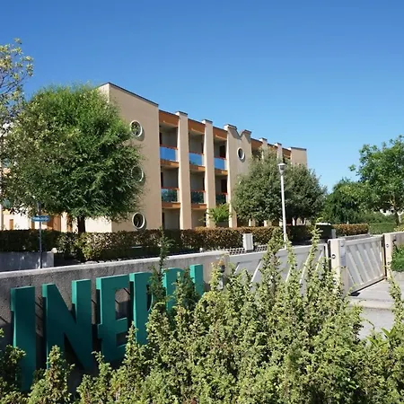 Superb Residence With Pool - Apartment With Terrace Pool Side *